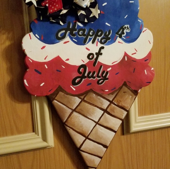 Fourth of July door hanger - Picture 2 of 5